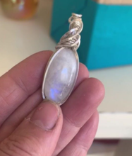 Load image into Gallery viewer, Moonstone Necklace
